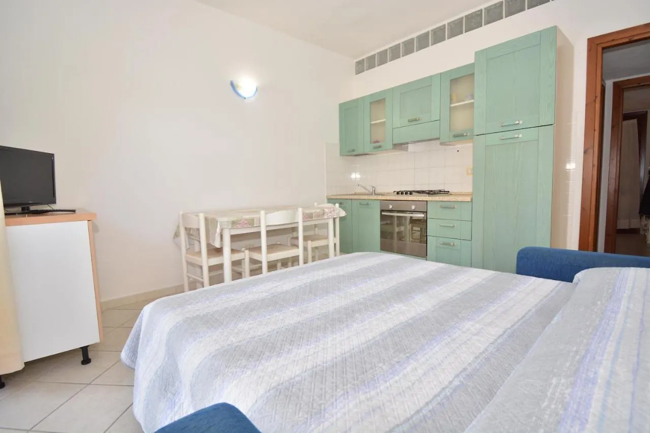 Ferienhaus Appartamenti Airone San Teodoro